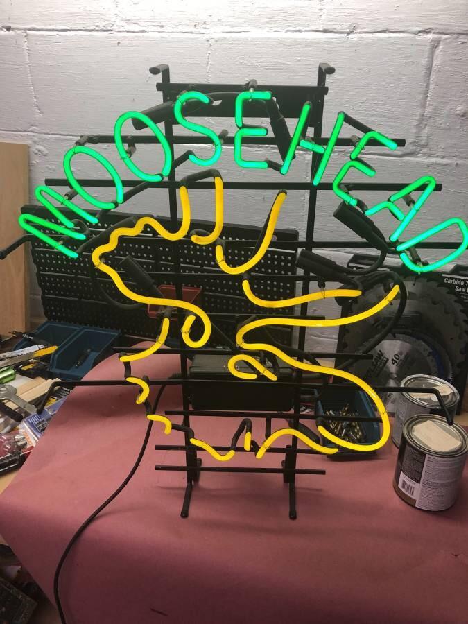 Moosehead Imported On Tap Neon Sign Neon Light