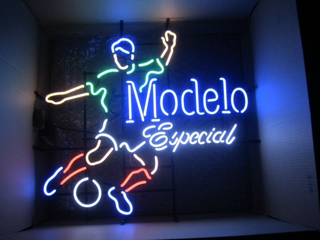 Modelo Especial Soccer Neon Sign